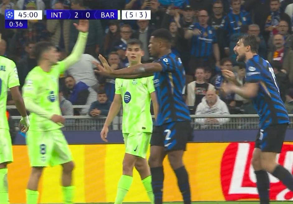 不仅锁定了 不仅锁定了